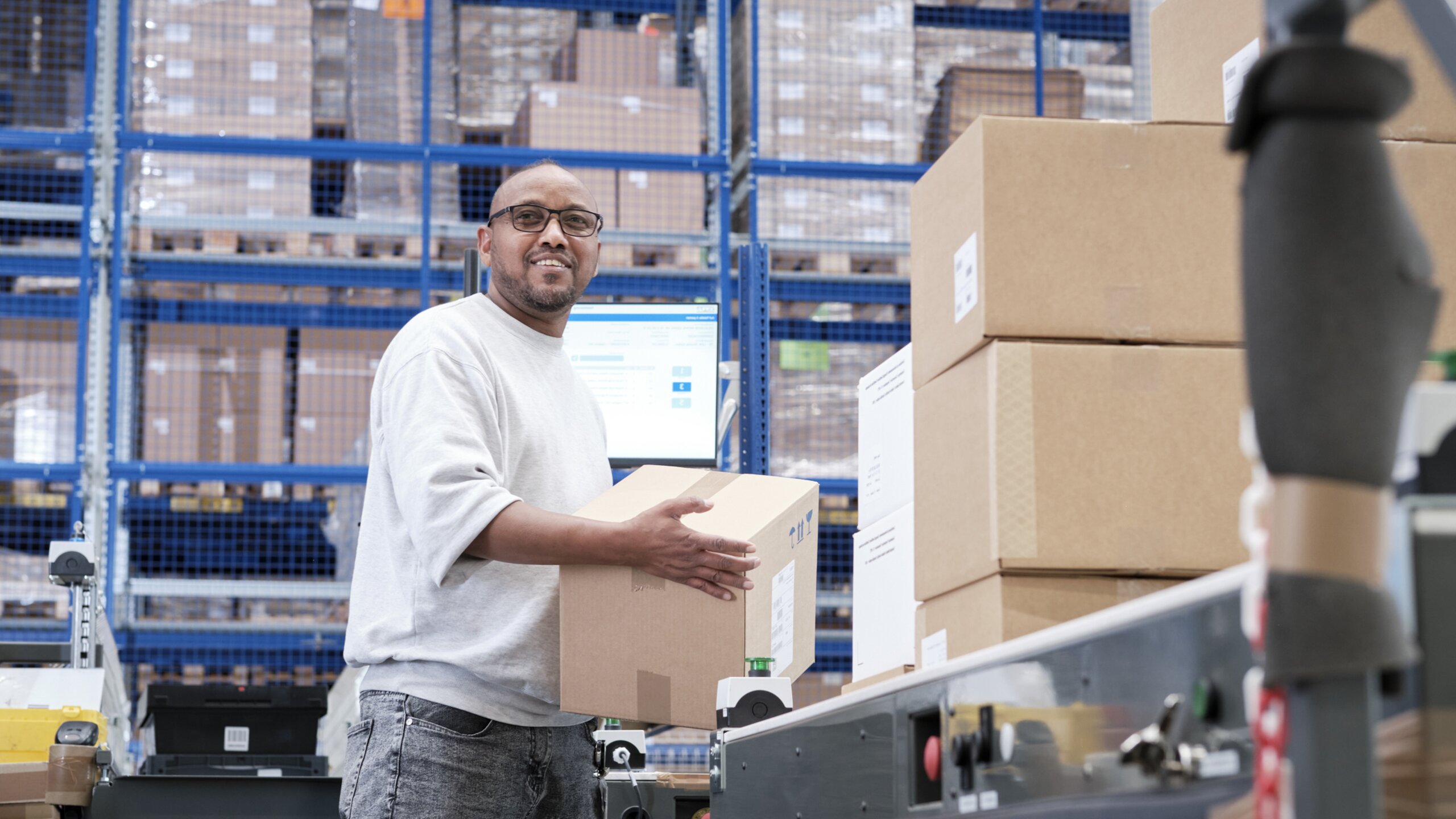 Avosano Industrie Service AG – Logistiklösungen für die Pharmaindustrie ...